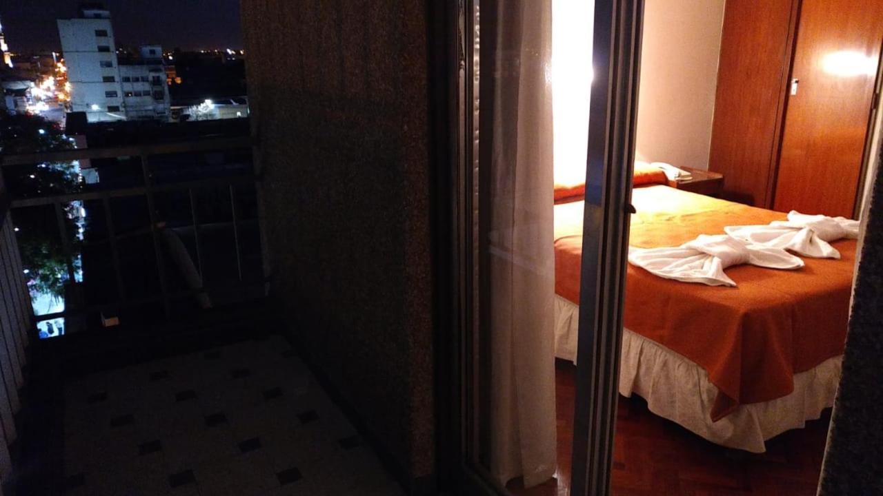 Crystal Hotel 살타 외부 사진