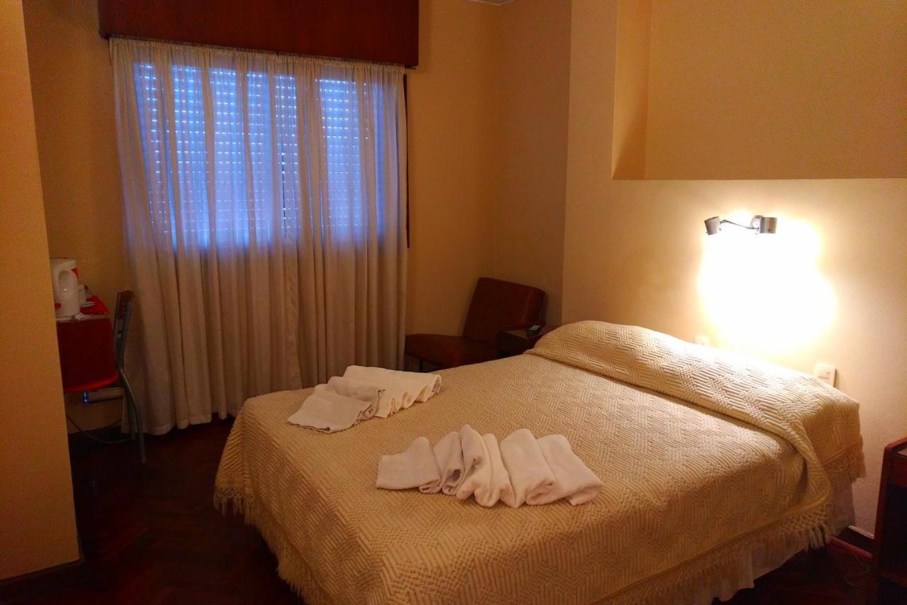 Crystal Hotel 살타 외부 사진